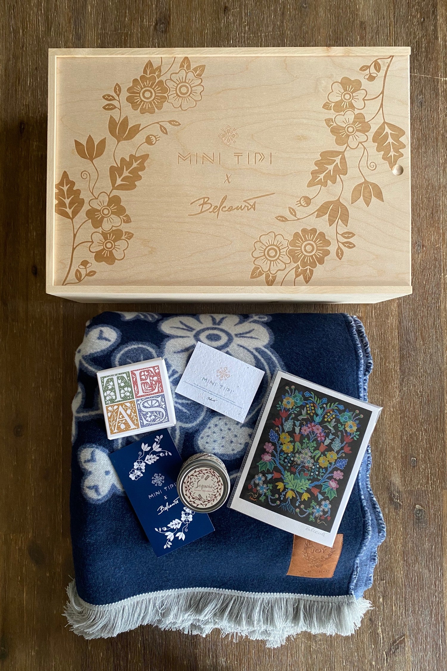 Couverture autochtone en laine JOY