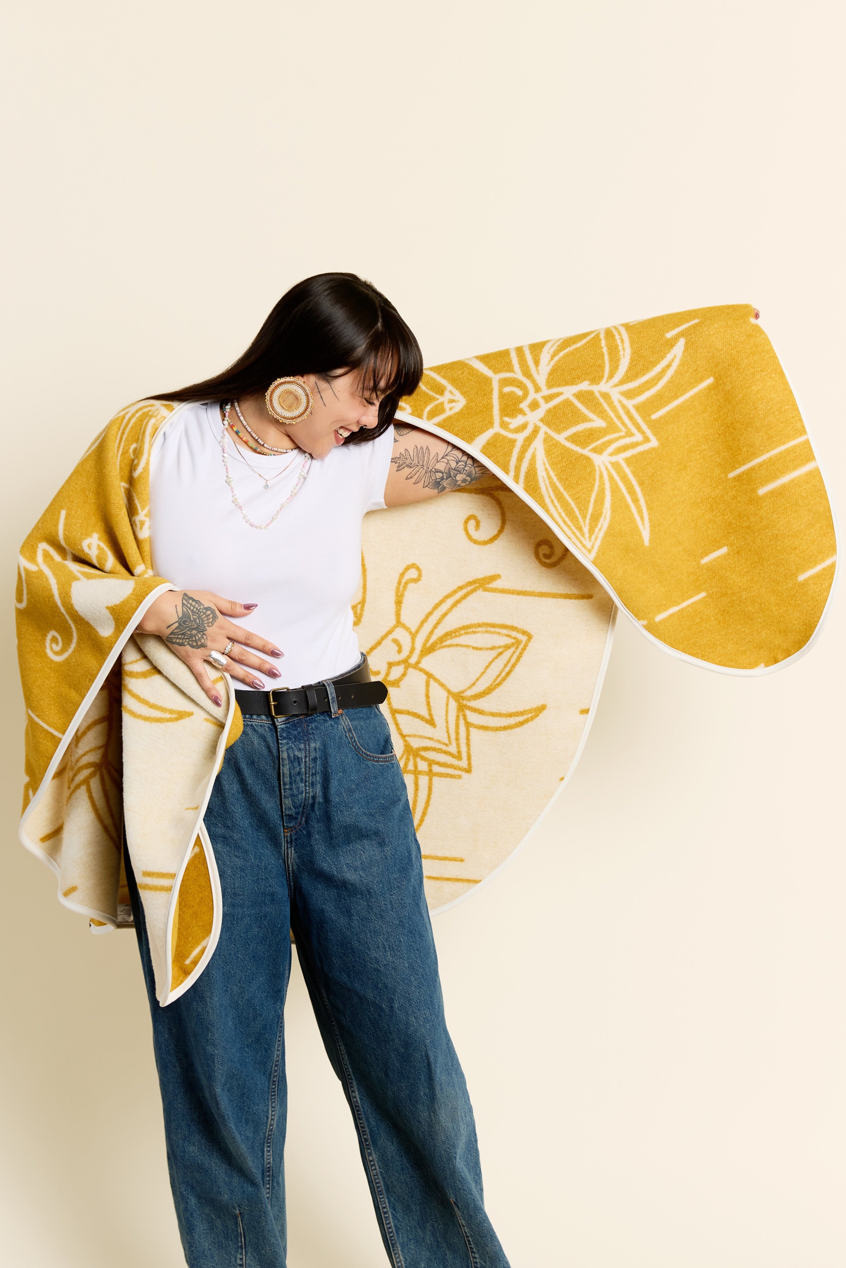 Miel Indigenous Shawl